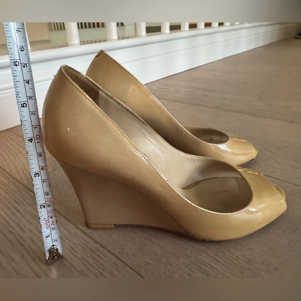 Jimmy Choo Baxen Patent Peep-Toe Wedge Pump size 37.5 Beige color
